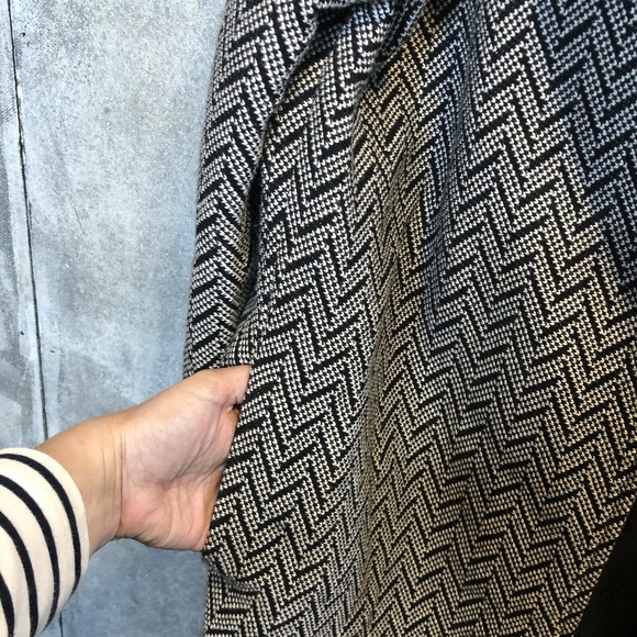 Amour Vert Jacqueline Herringbone Jacket Coat - Picture 3 of 8